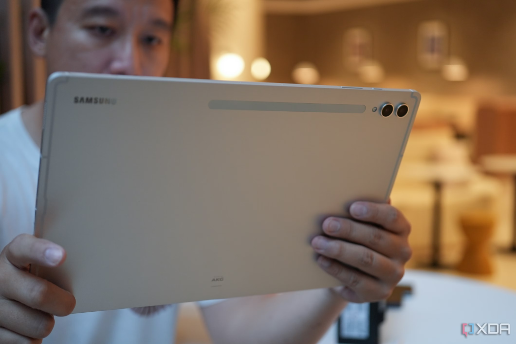 Samsung Galaxy Tab s10  Camera